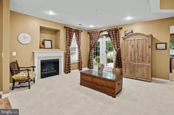 Woodbridge, VA 22191,13801 GULLANE DR