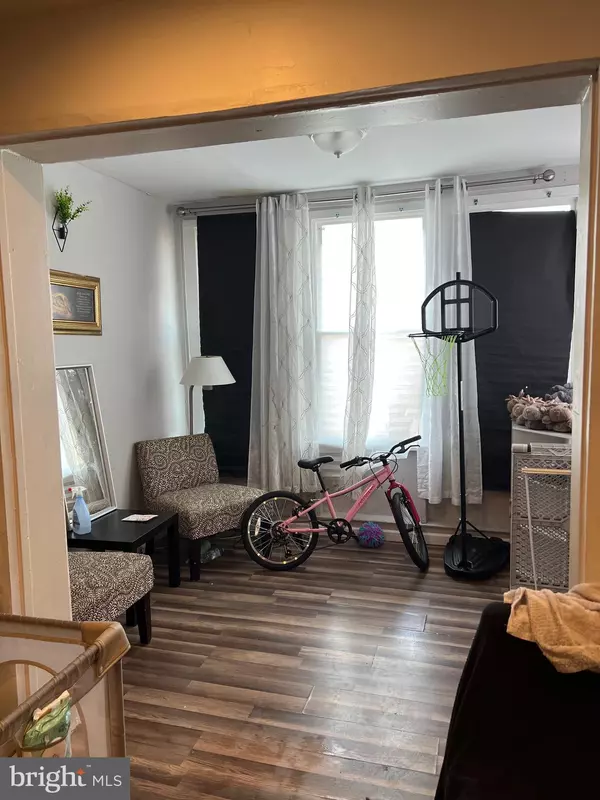 Philadelphia, PA 19142,1752 S 60TH ST