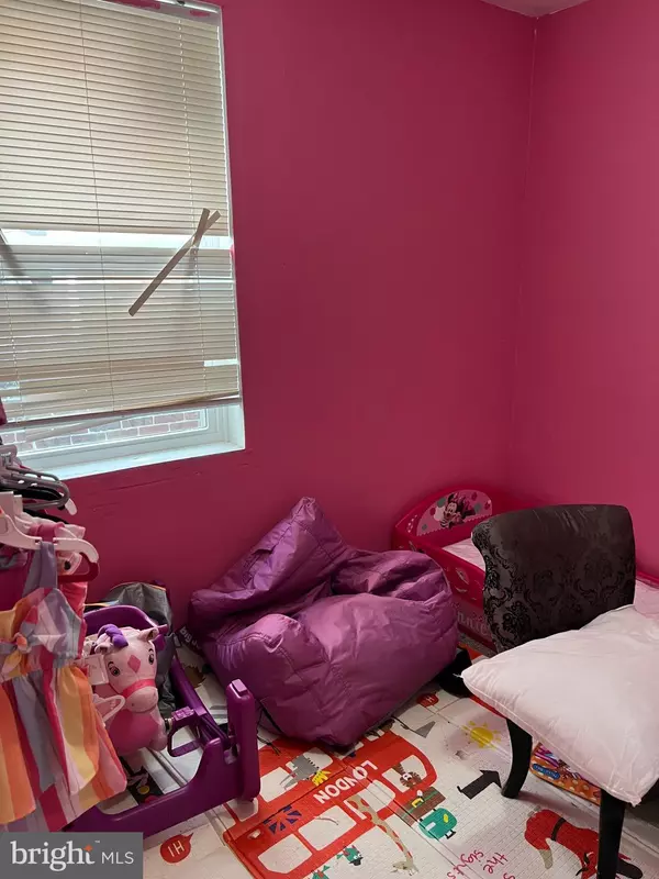 Philadelphia, PA 19142,1752 S 60TH ST