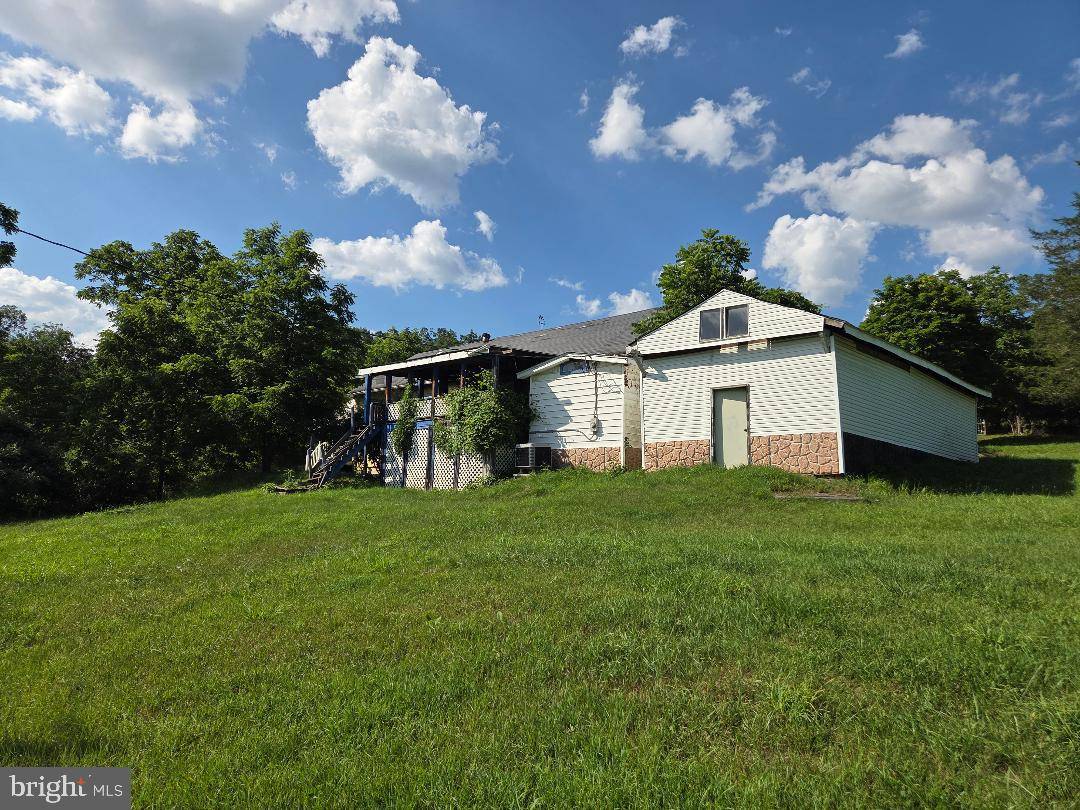 Ridgeley, WV 26753,433 MCPAW LANE
