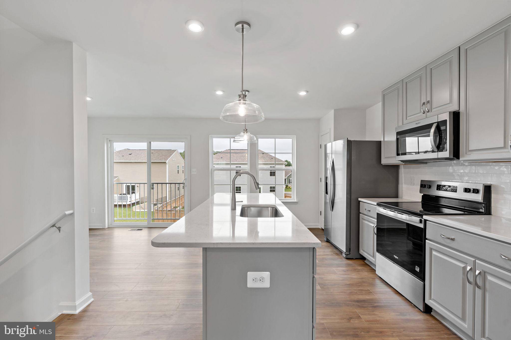 Falling Waters, WV 25419,267 CLIFTON MNR