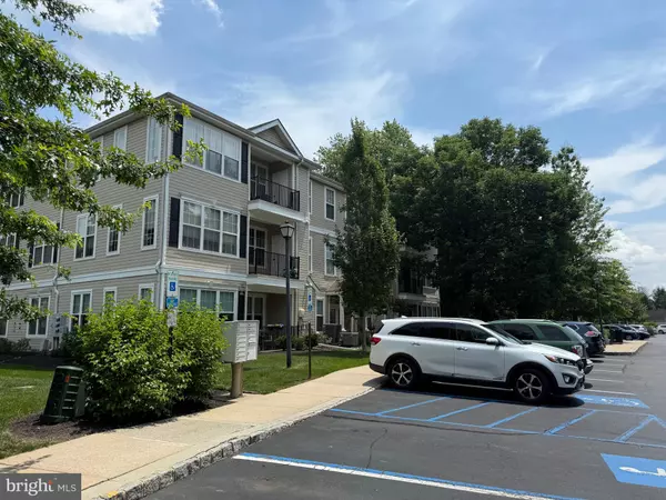 Ewing, NJ 08628,76 KYLE WAY