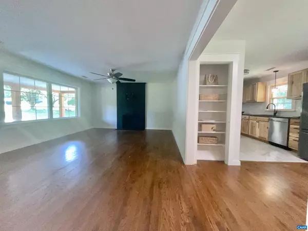 Amherst, VA 24521,143 LAKE DR