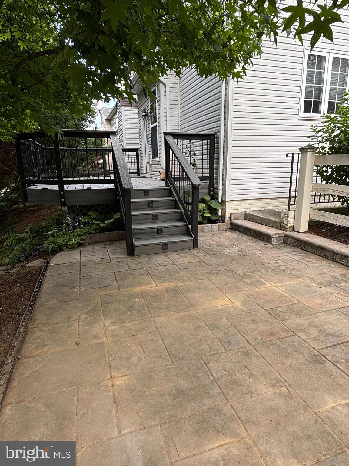 Round Hill, VA 20141,35540 COLLINGTON DR