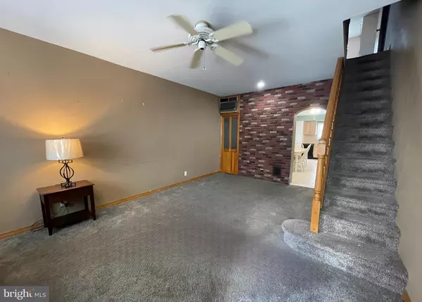 Philadelphia, PA 19148,111 FITZGERALD ST