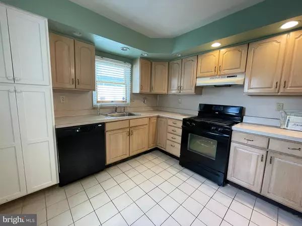 Philadelphia, PA 19148,111 FITZGERALD ST