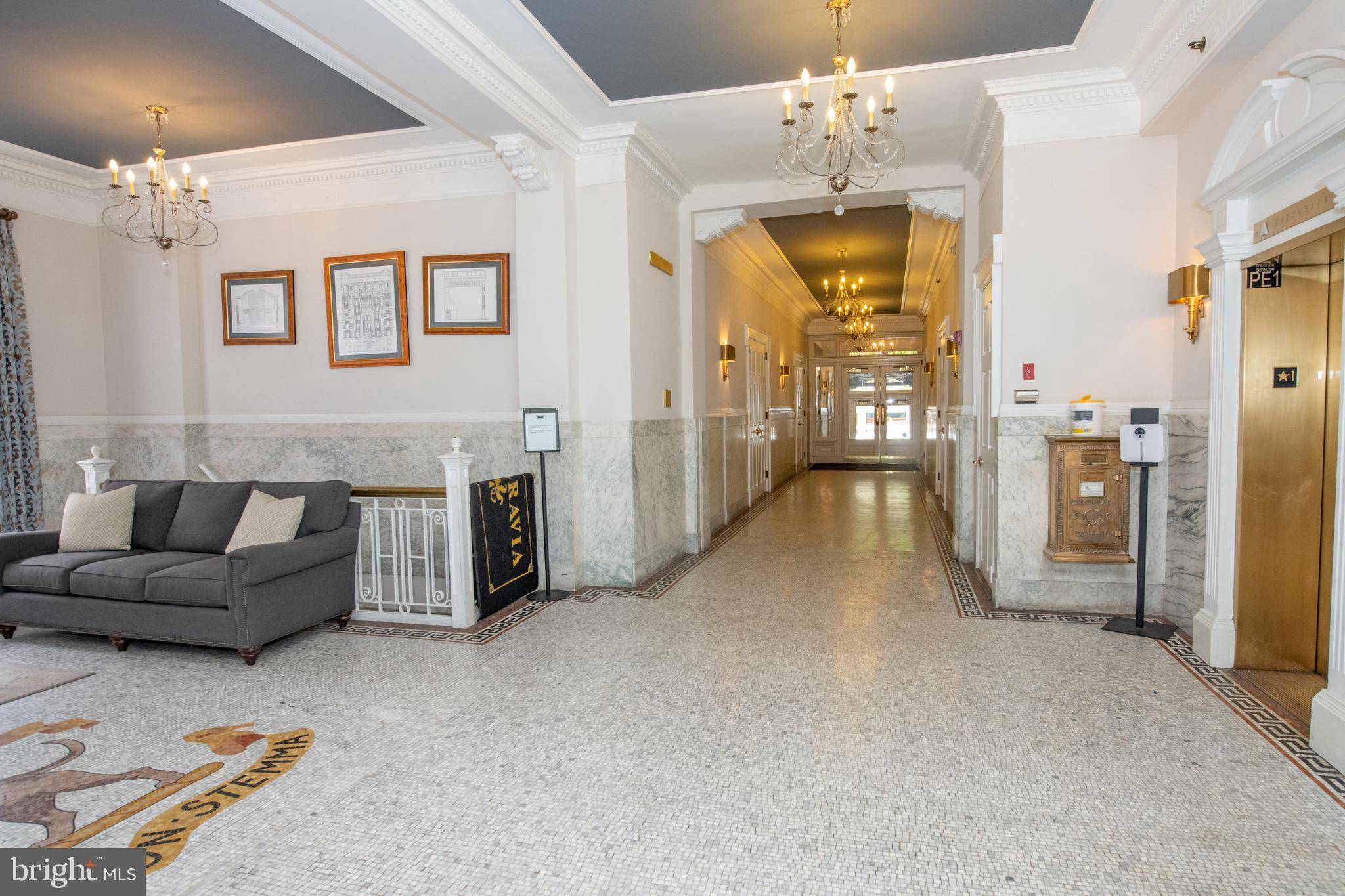Philadelphia, PA 19103,1811 CHESTNUT ST #707