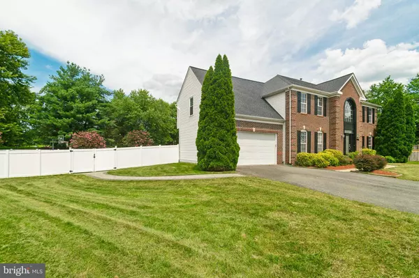 Bowie, MD 20720,4811 LAKE ONTARIO WAY