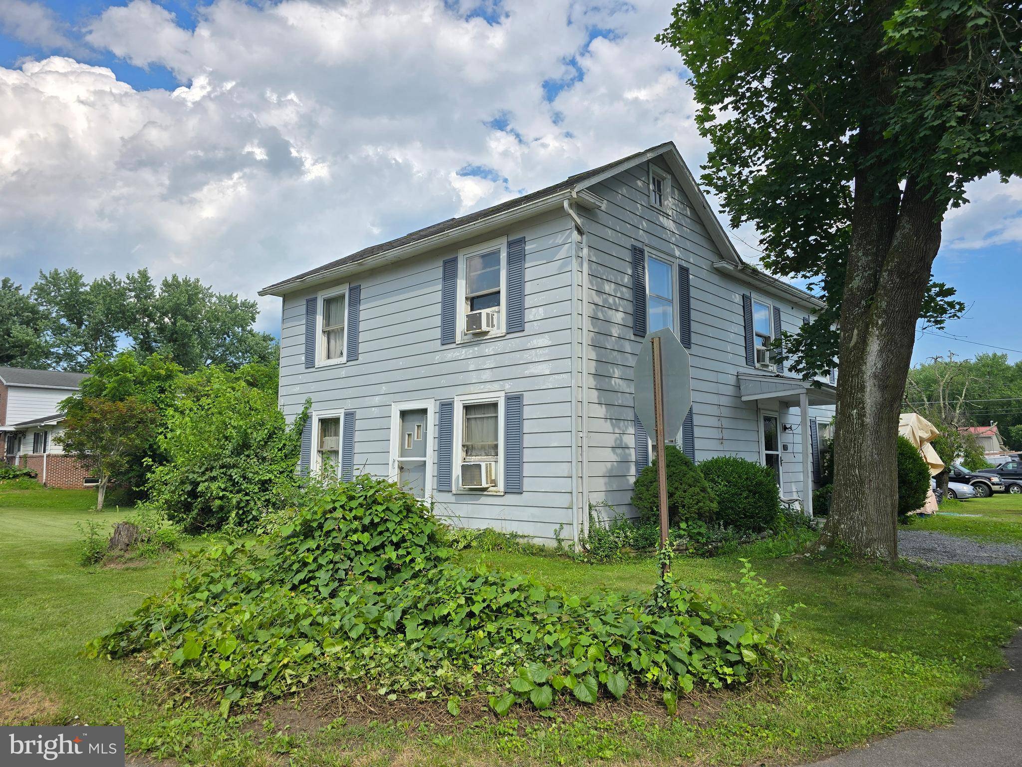 16 MILL ST, Duncannon, PA 17020