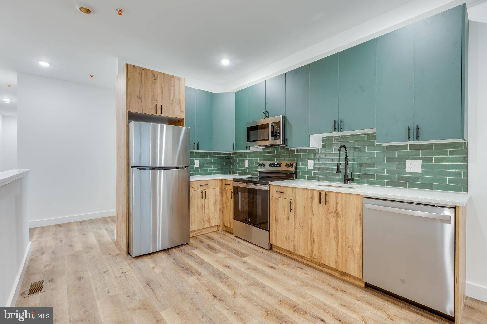 Philadelphia, PA 19133,2360 N 6TH ST #3