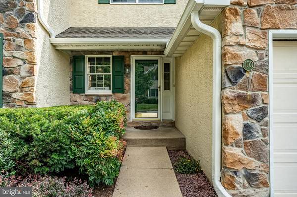 Malvern, PA 19355,103 INIS WAY #17