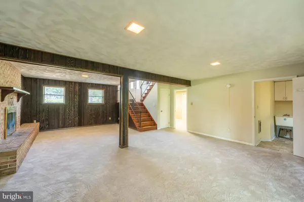 State College, PA 16803,33 ABBY PL
