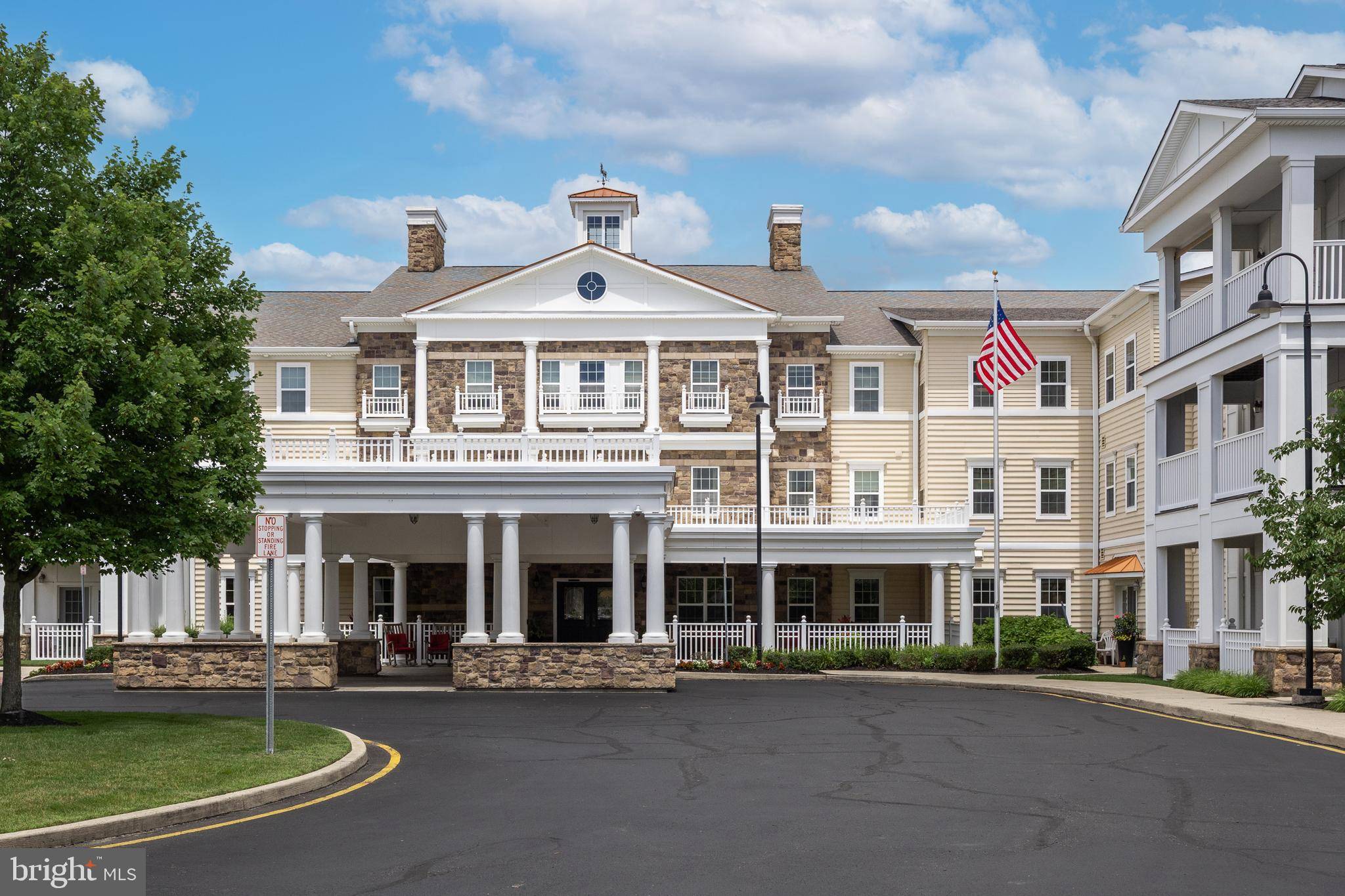 170 GREENTREE RD #2212, Marlton, NJ 08053