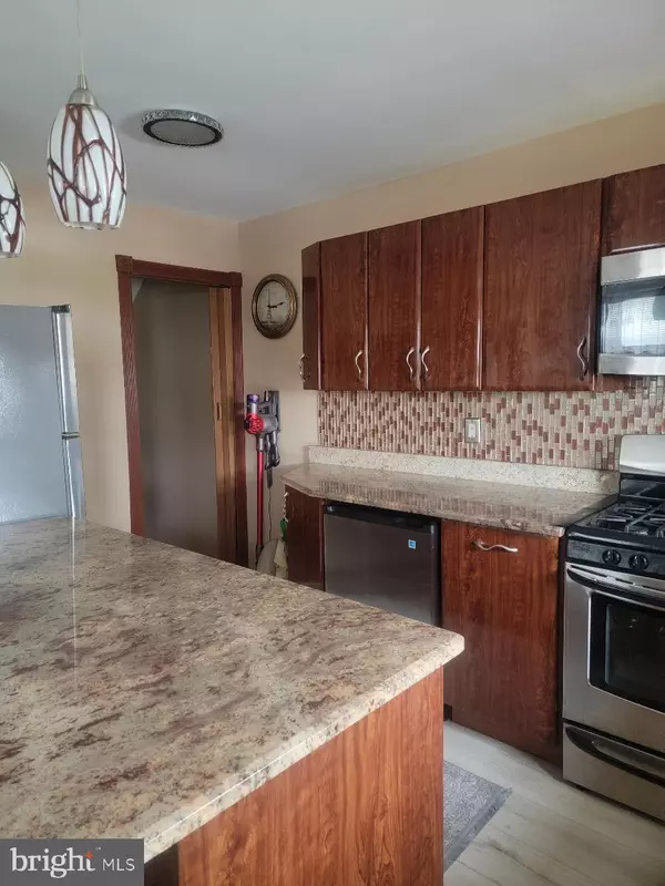 Philadelphia, PA 19116,831 LAWLER ST