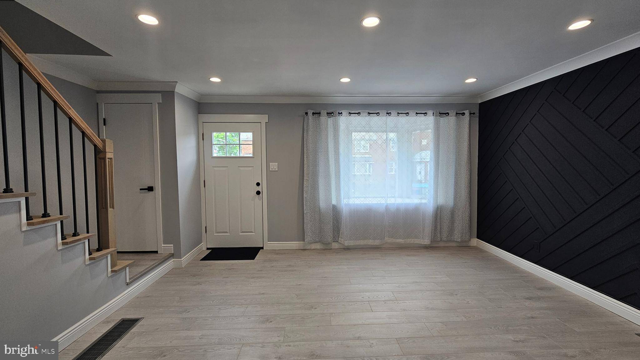 Philadelphia, PA 19136,4237 TEESDALE ST