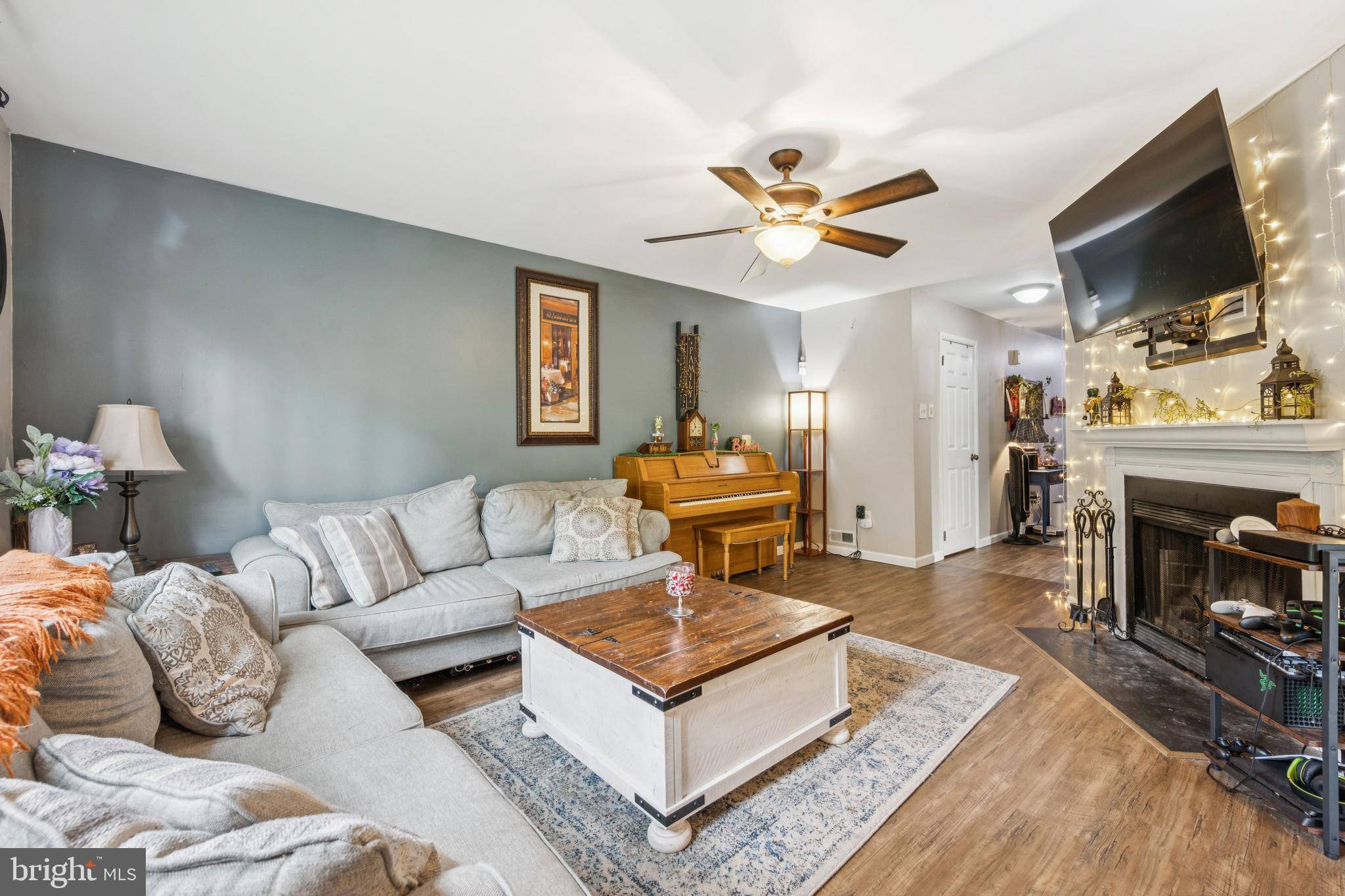 Mount Laurel, NJ 08054,405A CYPRESS POINT CIR