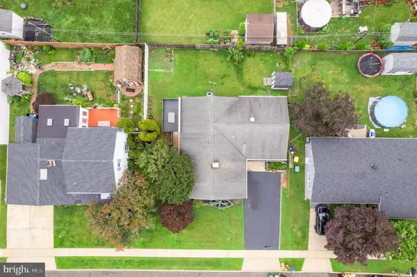 Levittown, PA 19054,73 ELM LN