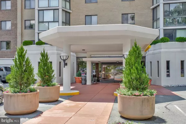 Silver Spring, MD 20906,15115 INTERLACHEN DR #3-801