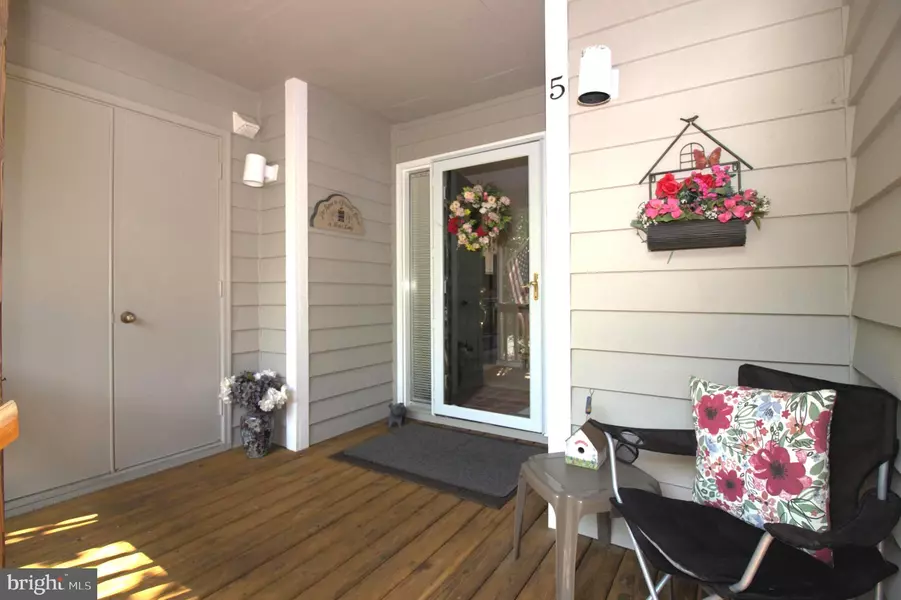 33945 MIDDLETON CIR #5, Lewes, DE 19958