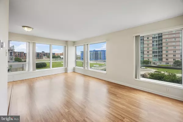 Philadelphia, PA 19123,901 N PENN ST #P506