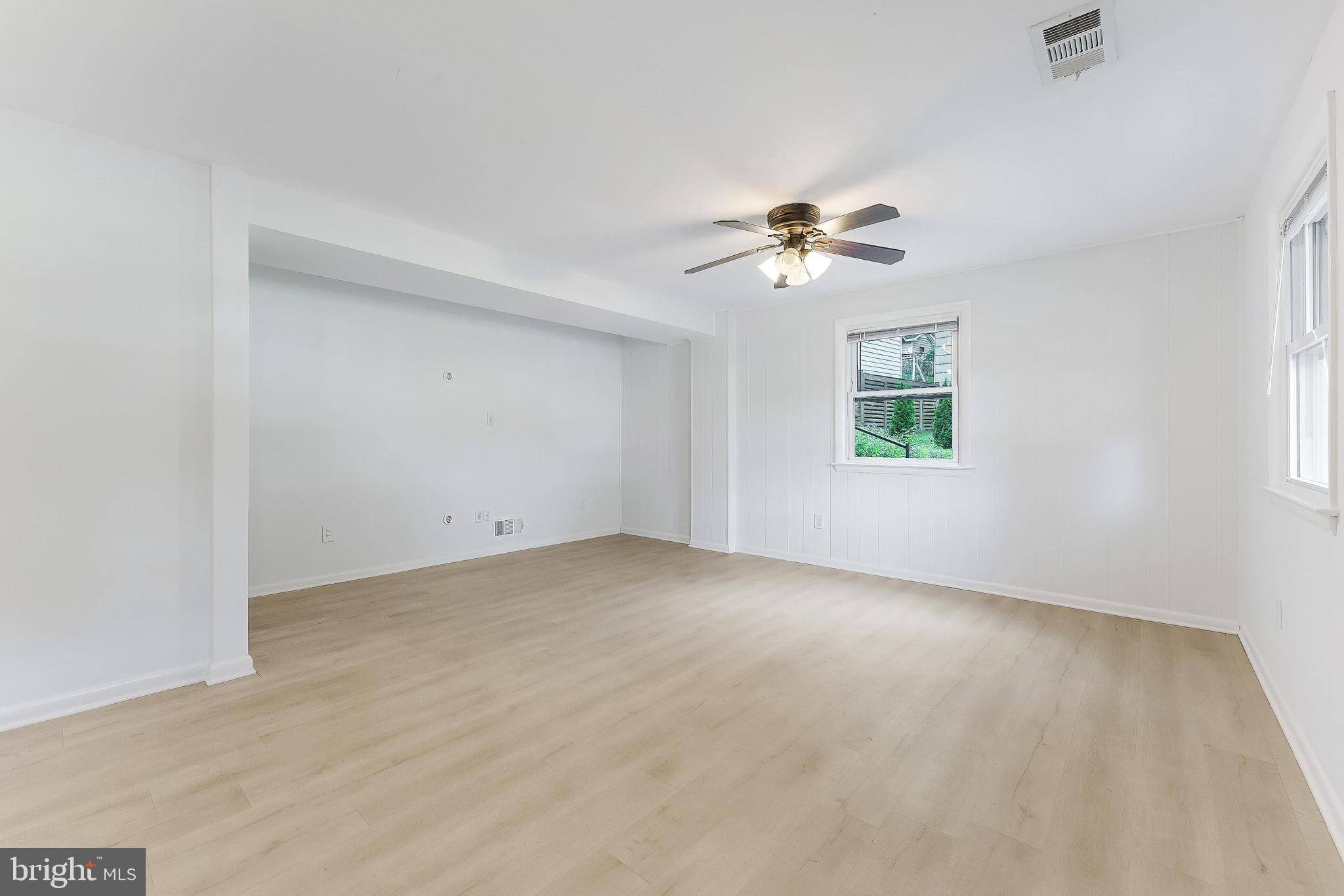 Springfield, VA 22152,7105 GALGATE DR