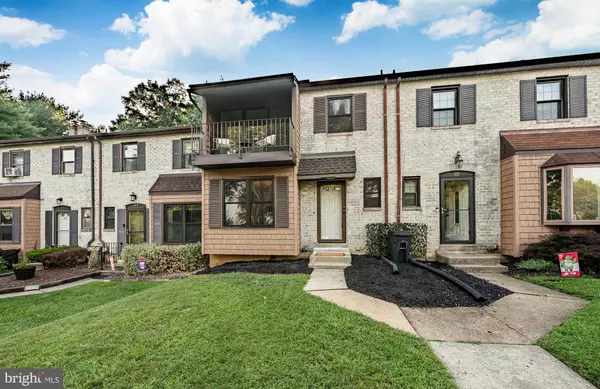 20 BISHOP DR, Aston, PA 19014
