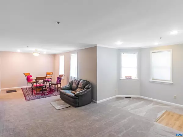 Charlottesville, VA 22901,1325 BRANCHLANDS DR #A