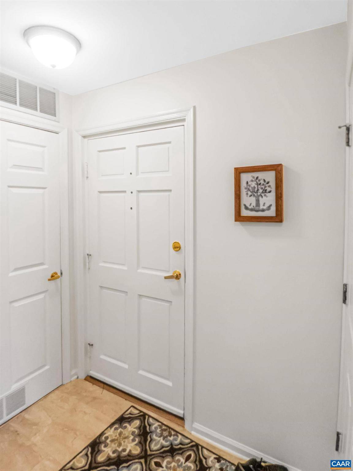 Charlottesville, VA 22901,1325 BRANCHLANDS DR #A