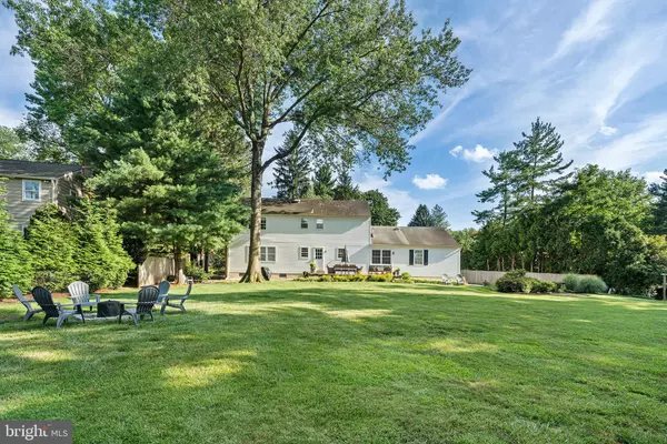 Wayne, PA 19087,223 COUNTRY GATE RD