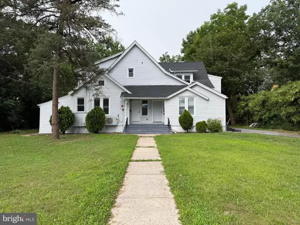 42 N COVE RD #B, Merchantville, NJ 08109