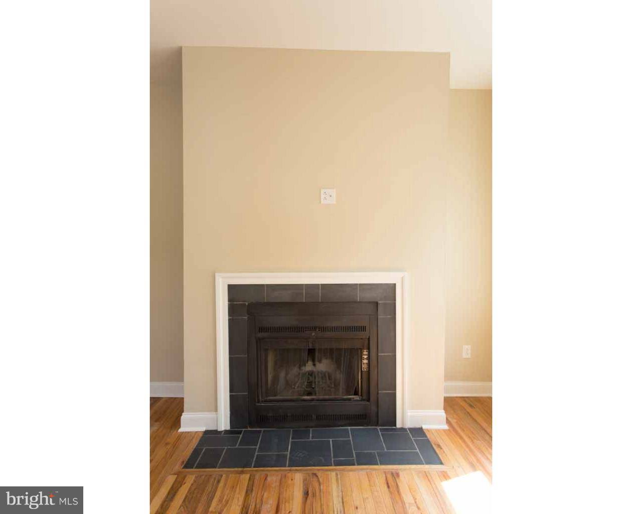 Philadelphia, PA 19107,1114 PINE ST #2R