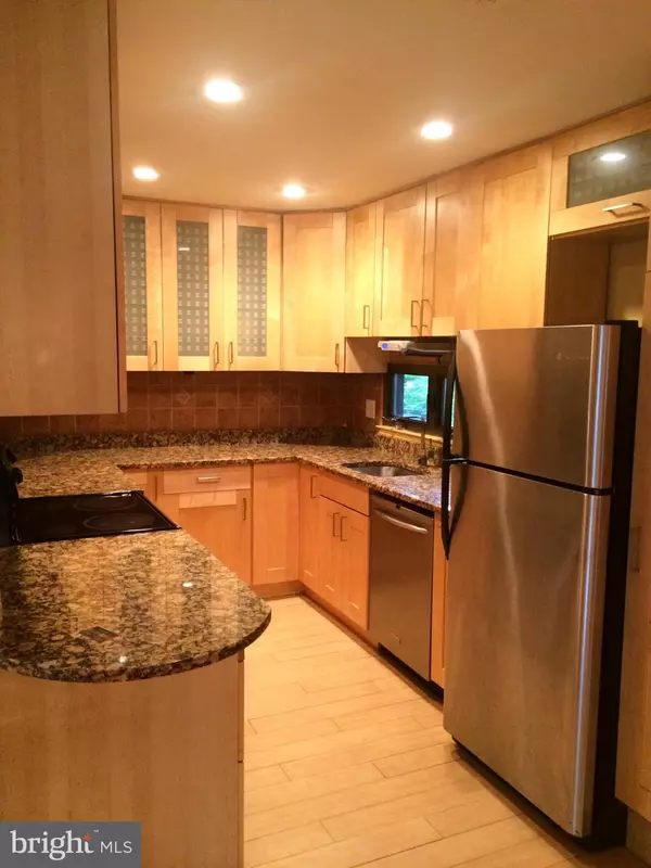 Reston, VA 20191,11301 GATESBOROUGH LN
