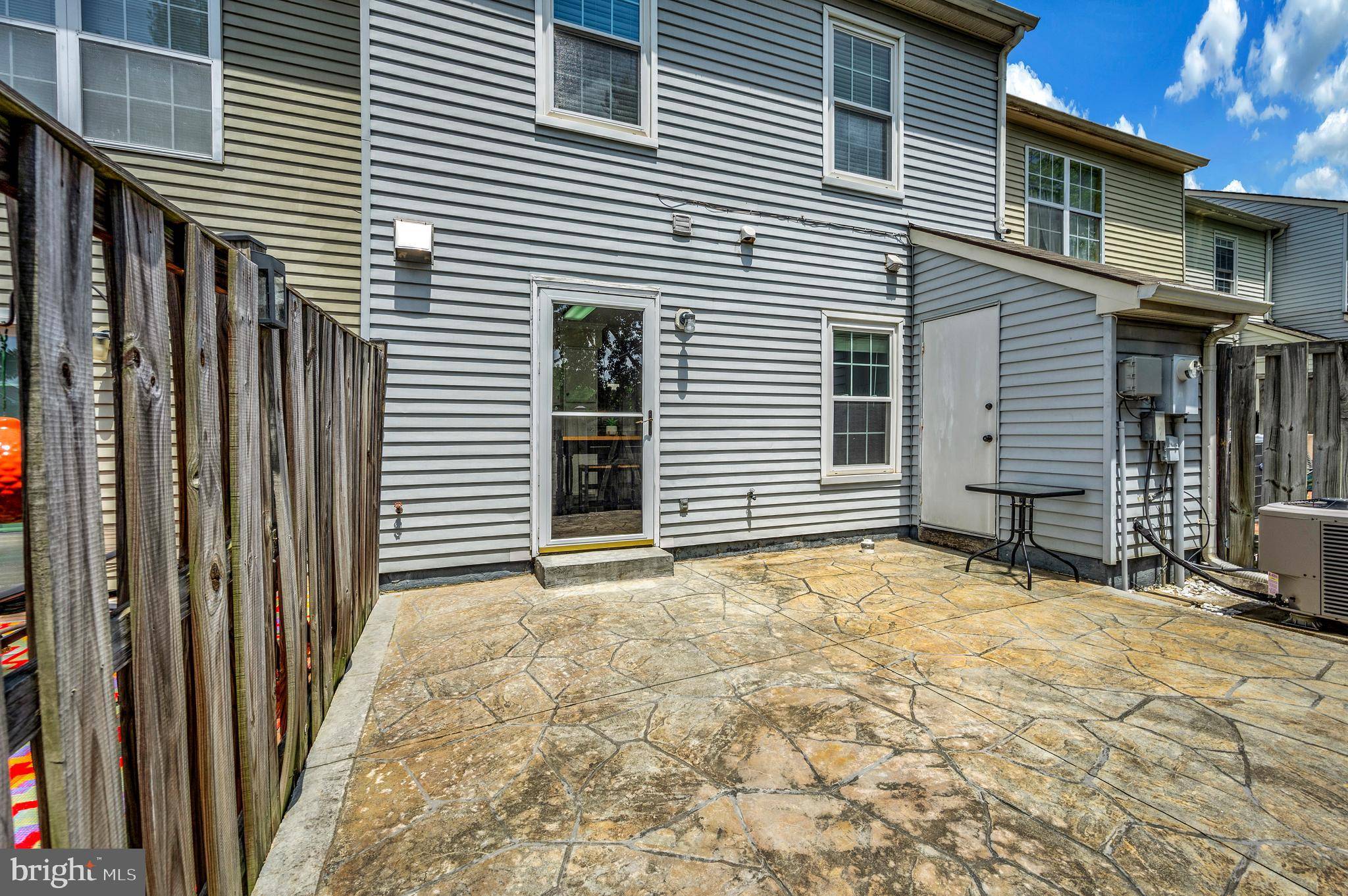 Fredericksburg, VA 22407,5170 DOMINION DR
