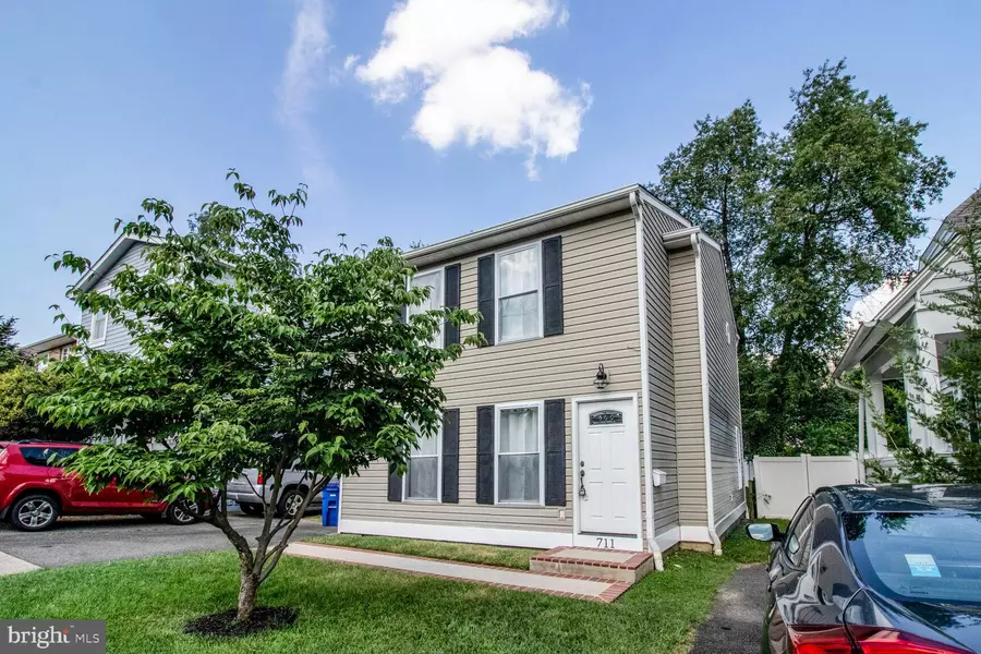 711 N WAKEFIELD ST, Arlington, VA 22203