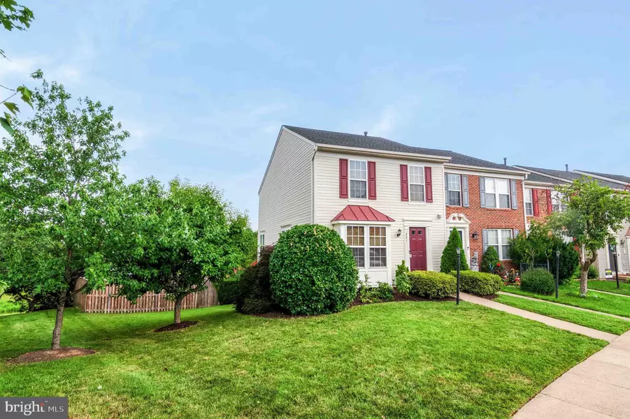 221 SHIRLEY SQ SE, Leesburg, VA 20175
