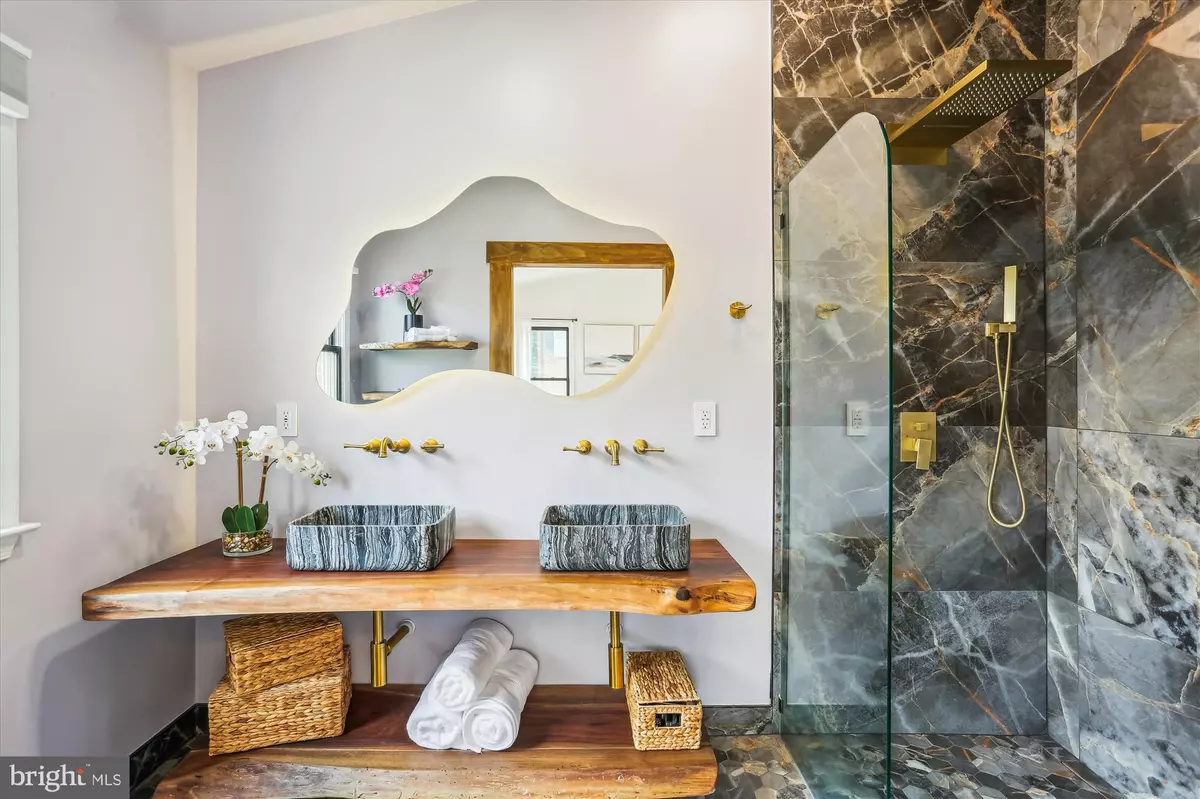 Gaithersburg, MD 20878,120 RIDGEPOINT PL