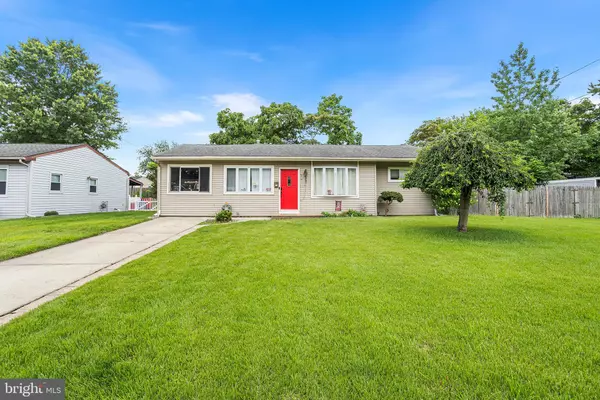 605 TAIT RD, Somerdale, NJ 08083