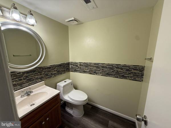 Woodbridge, VA 22193,4306 EILEEN CT