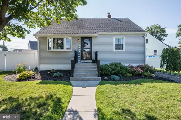 301 BERGEN AVE, Bellmawr, NJ 08031