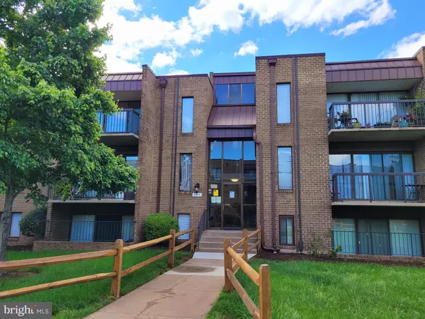 7599 GALES CT #202, Manassas, VA 20109