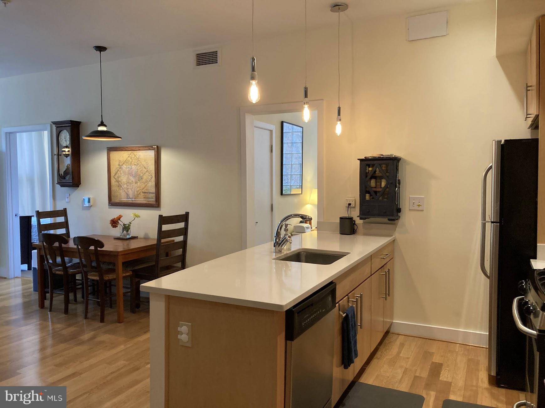 Washington, DC 20009,1435 CHAPIN ST NW #104