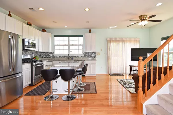 Ashburn, VA 20147,43696 PHELPS TER