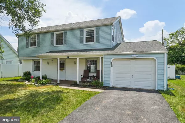 Willingboro, NJ 08046,22 BALLAD LN