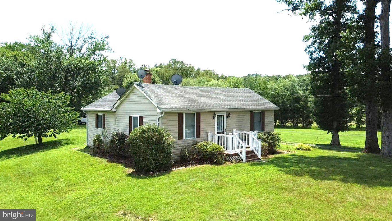 2575 COURTNEY SCHOOL RD, Midland, VA 22728