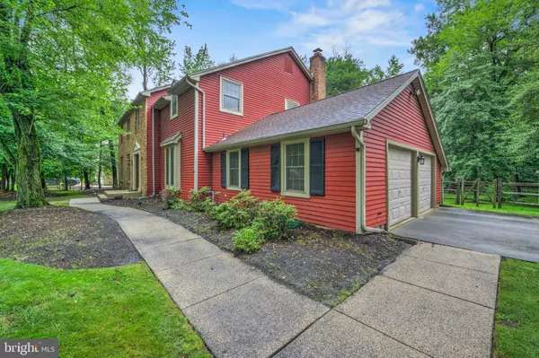 Voorhees, NJ 08043,19 RED OAK DR