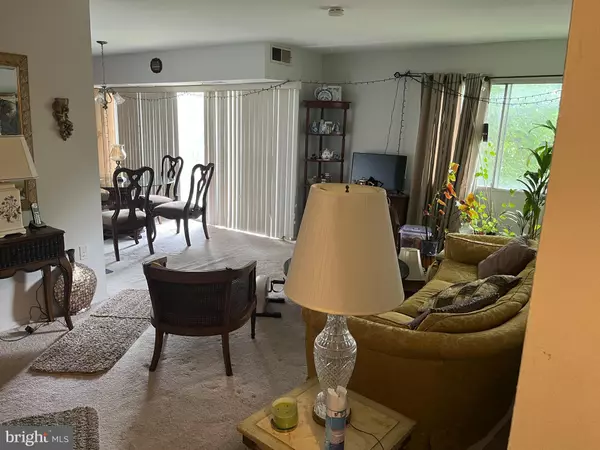 3800-3800 BEL PRE #5, Aspen Hill, MD 20906