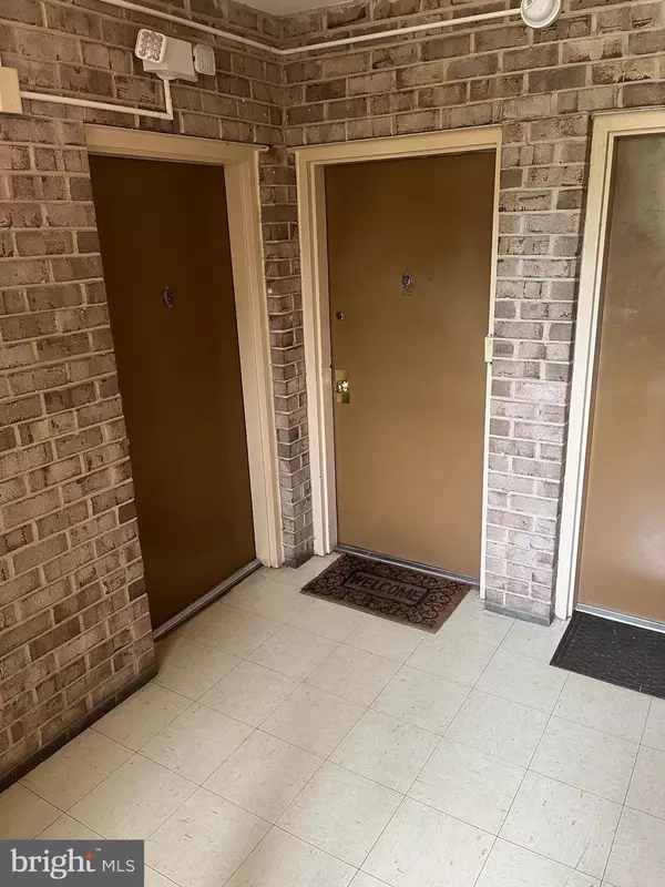 Aspen Hill, MD 20906,3800-3800 BEL PRE #5