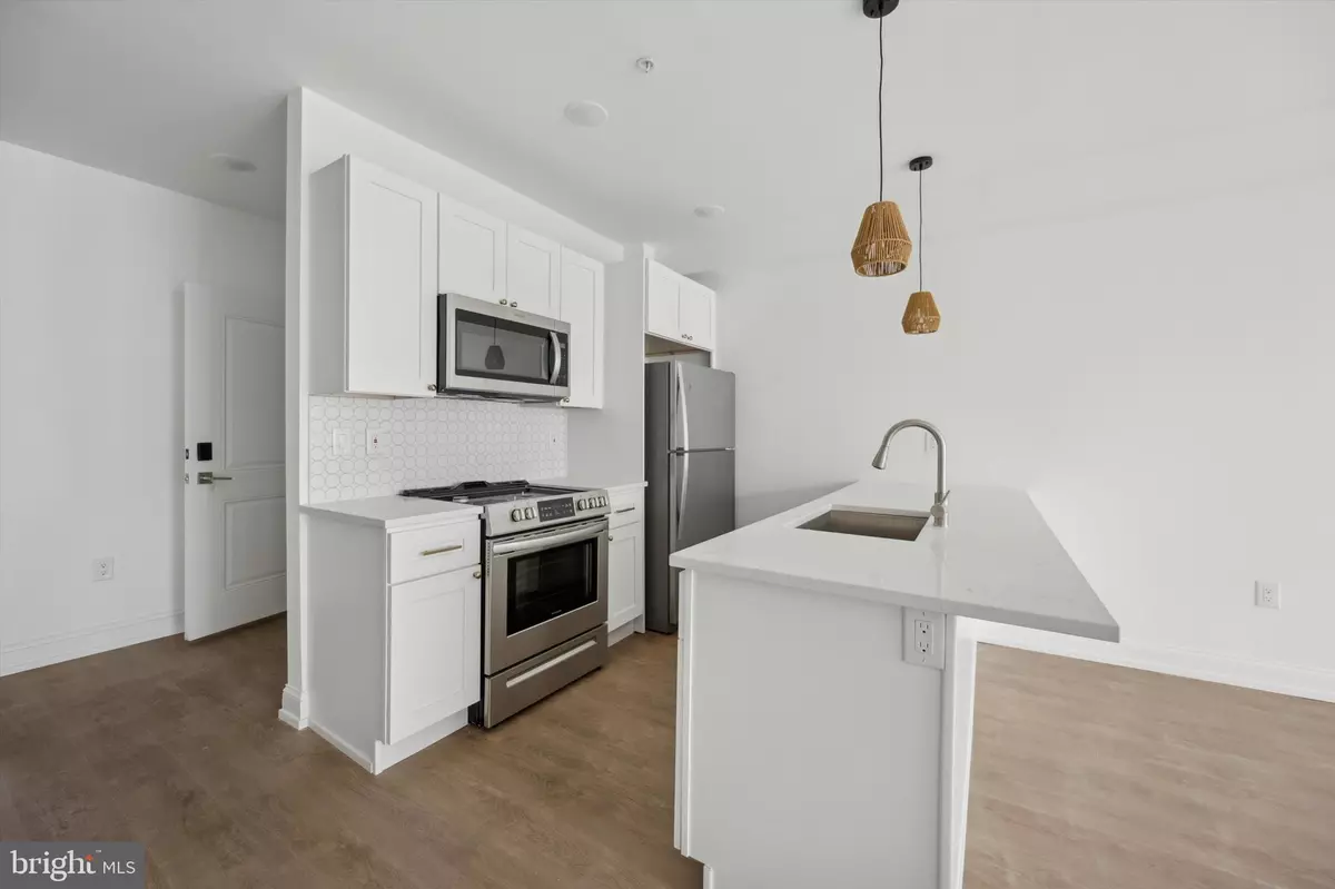 Philadelphia, PA 19130,1614 RIDGE AVE #401