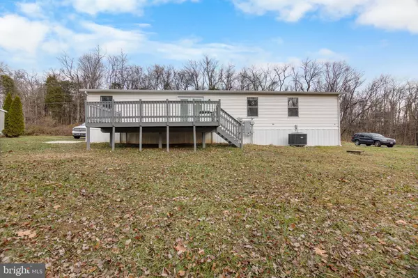 Falling Waters, WV 25419,92 PAULS PL