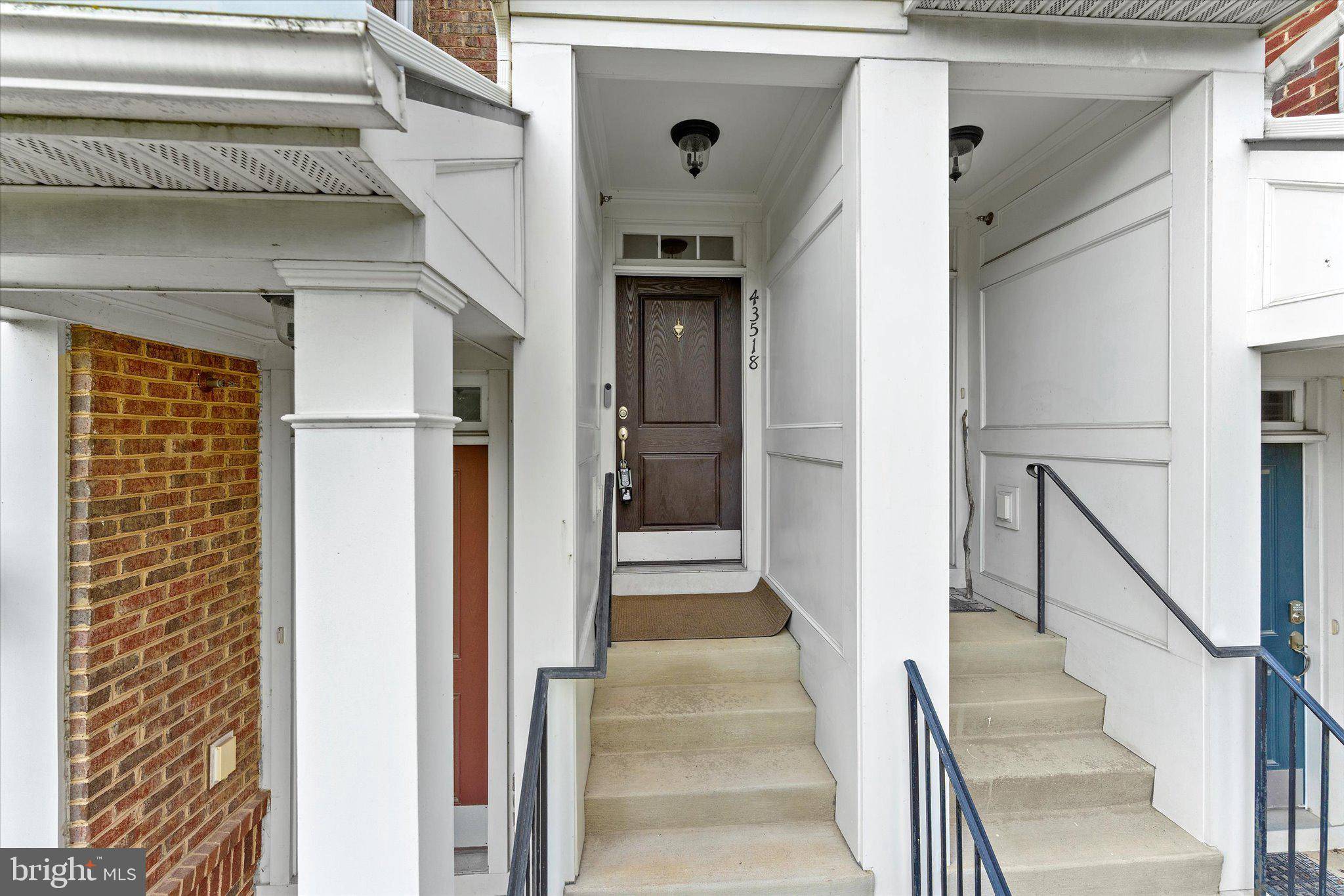 Chantilly, VA 20152,43518 STONECLIFF TER